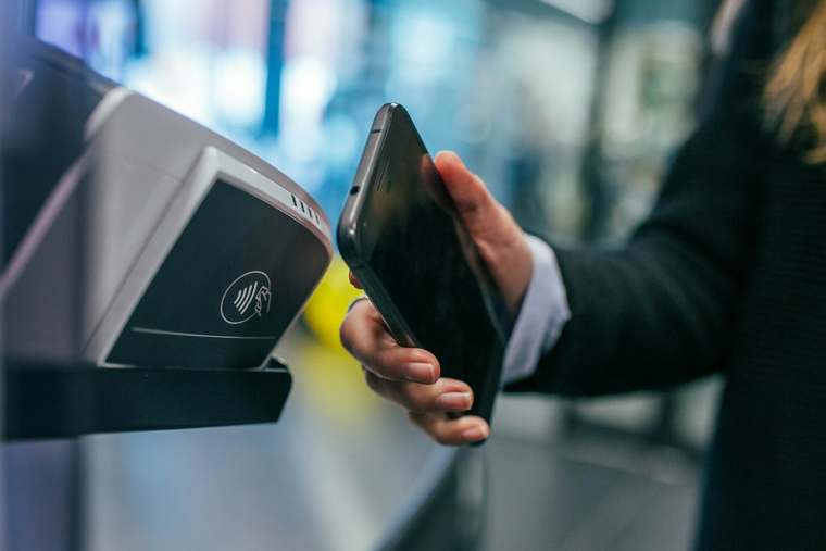 Les demandes de caution doivent respecter les conditions de paiement d’Airbnb.