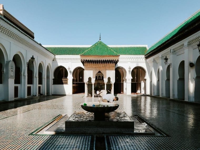 Fès