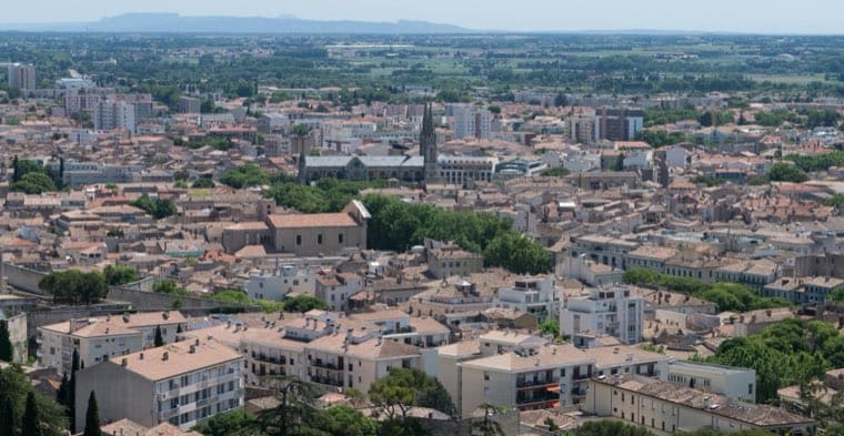 Nîmes